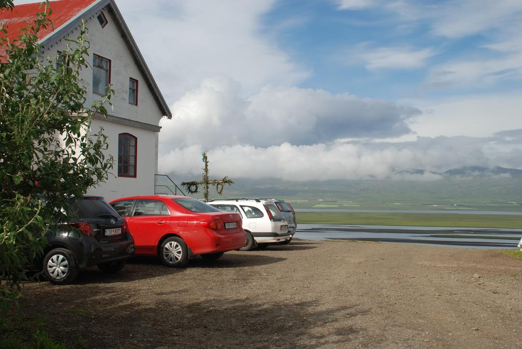 Helluland Guesthouse Saudarkrokur エクステリア 写真