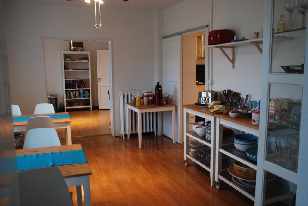 Helluland Guesthouse Saudarkrokur エクステリア 写真